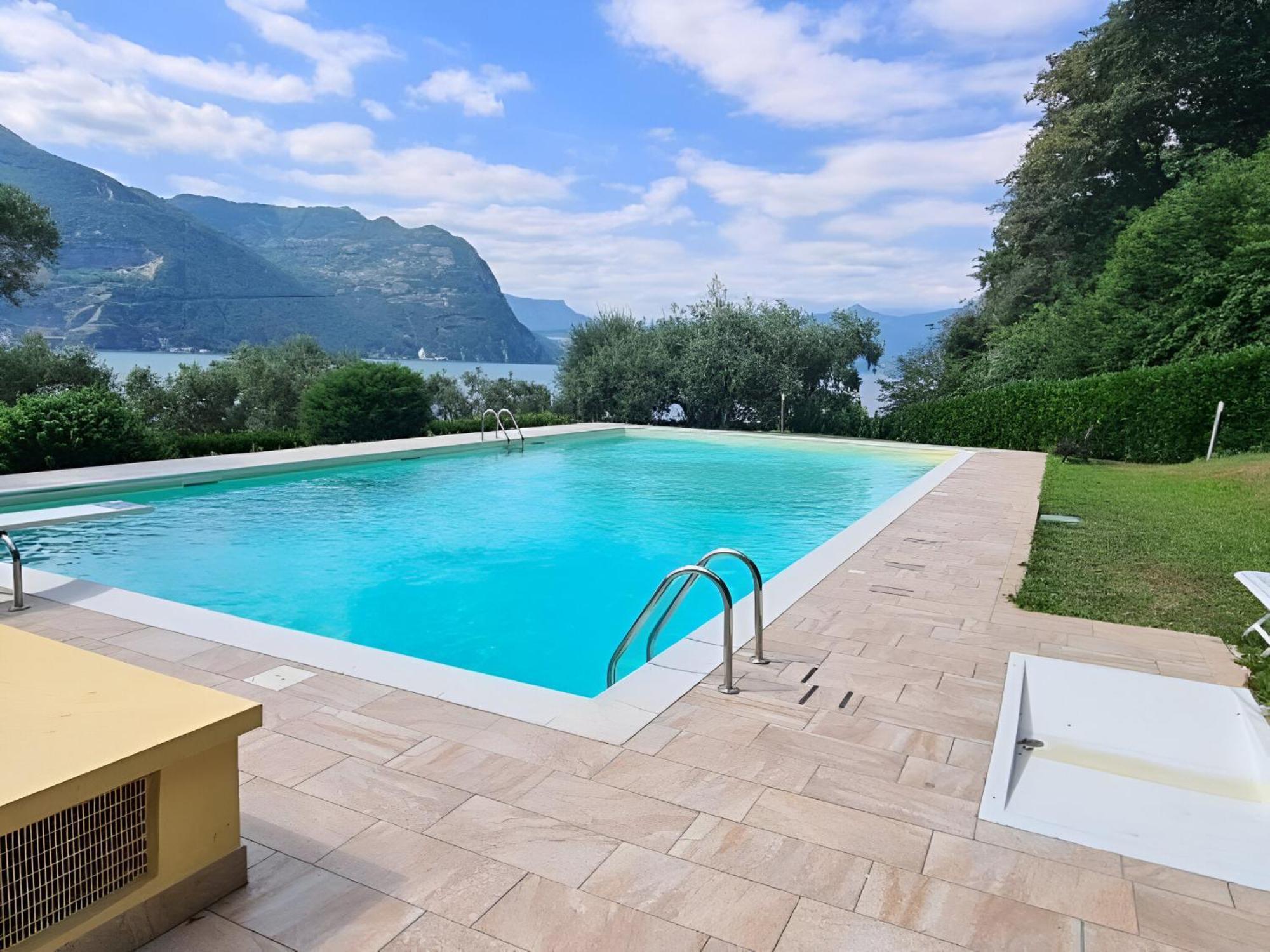 Casa Pg - Appartamento Vista Lago Monte Isola Kültér fotó